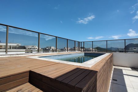 Apartamento para alugar com 280m², 4 quartos e 3 vagasPiscina