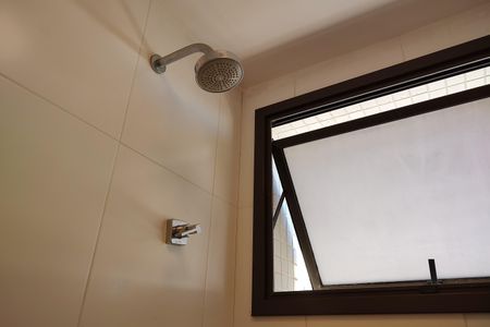 Apartamento para alugar com 280m², 4 quartos e 3 vagasBanheiro da Suíte 1 e 2