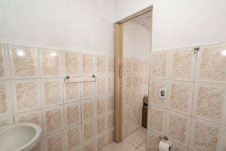 Casa à venda com 168m², 5 quartos e 1 vaga Casa à venda com 168m², 5 quartos e 1 vagaBanheiro - casa 3