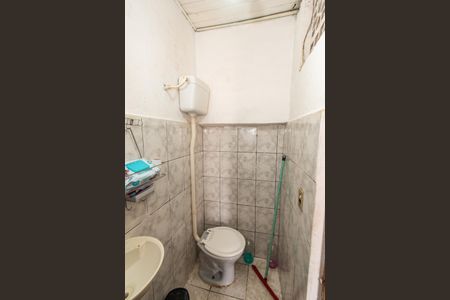 Casa à venda com 168m², 5 quartos e 1 vaga Casa à venda com 168m², 5 quartos e 1 vagaBanheiro - casa 2