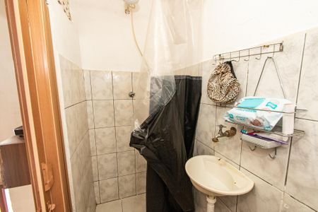 Casa à venda com 168m², 5 quartos e 1 vaga Casa à venda com 168m², 5 quartos e 1 vagaBanheiro - casa 2