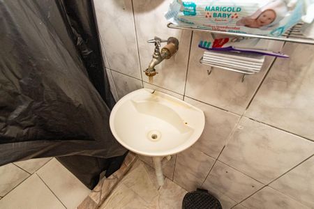 Casa à venda com 168m², 5 quartos e 1 vaga Casa à venda com 168m², 5 quartos e 1 vagaBanheiro - casa 2