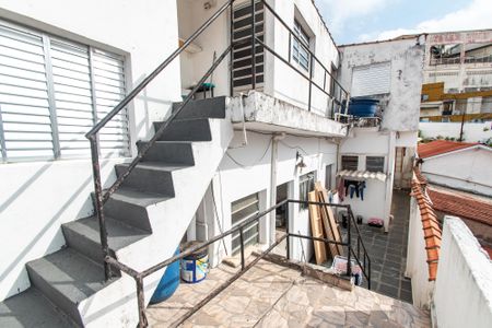 Casa à venda com 168m², 5 quartos e 1 vaga Casa à venda com 168m², 5 quartos e 1 vagaÁrea de serviço - casa 2