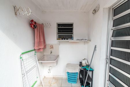 Casa à venda com 168m², 5 quartos e 1 vaga Casa à venda com 168m², 5 quartos e 1 vagaÁrea de serviço - casa 3