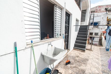 Casa à venda com 168m², 5 quartos e 1 vaga Casa à venda com 168m², 5 quartos e 1 vagaÁrea de serviço - casa 2