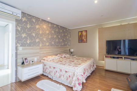 Casa à venda com 300m², 3 quartos e 3 vagasSuíte