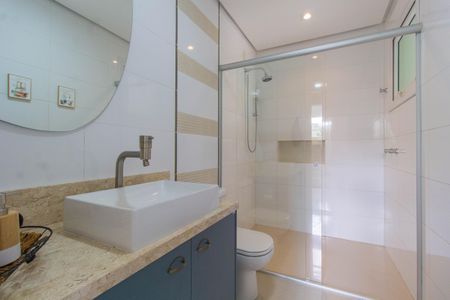 Casa à venda com 300m², 3 quartos e 3 vagasBanheiro 2