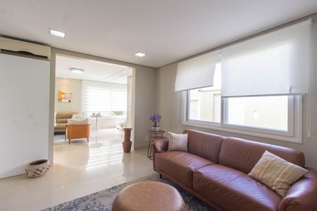 Casa à venda com 300m², 3 quartos e 3 vagasSala 1