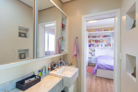 Casa à venda com 300m², 3 quartos e 3 vagasBanheiro 1