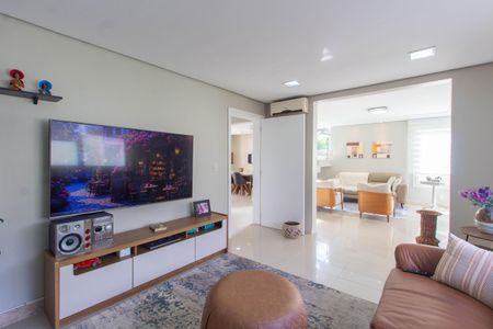 Casa à venda com 300m², 3 quartos e 3 vagasSala 1