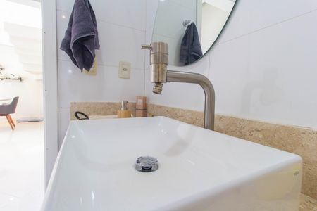 Casa à venda com 300m², 3 quartos e 3 vagasBanheiro 2