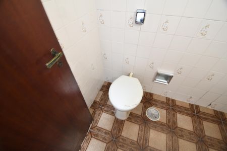 Casa à venda com 200m², 3 quartos e 3 vagasBanheiro Social