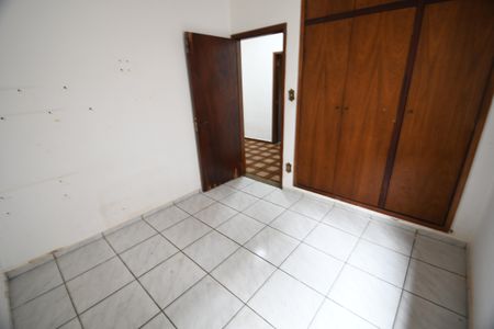 Casa à venda com 200m², 3 quartos e 3 vagasQuarto 2
