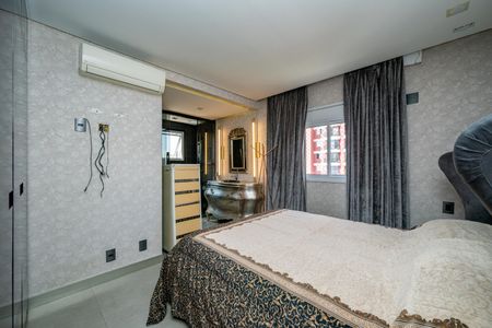 Apartamento à venda com 153m², 3 quartos e 3 vagasSuíte 1