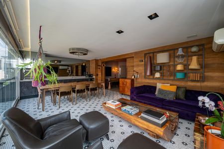 Apartamento à venda com 153m², 3 quartos e 3 vagasSacada