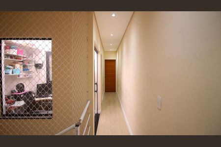 Casa à venda com 110m², 3 quartos e 2 vagasCorredor