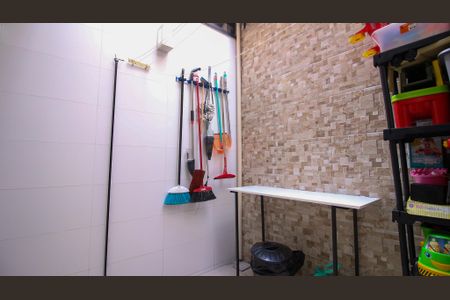 Casa à venda com 110m², 3 quartos e 2 vagasÁrea de Serviço