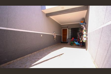 Casa à venda com 110m², 3 quartos e 2 vagasGaragem