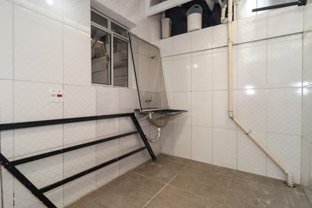 Casa de condomínio para alugar com 103m², 2 quartos e 1 vagaÁrea de Serviço