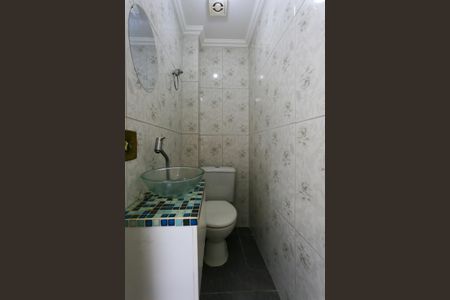 Lavabo de casa de condomínio para alugar com 2 quartos, 103m² em Campo Limpo, São Paulo