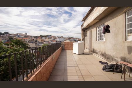 Casa à venda com 470m², 2 quartos e 2 vagasVaranda