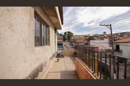 Casa à venda com 470m², 2 quartos e 2 vagasVaranda