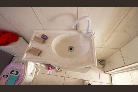 Casa à venda com 470m², 2 quartos e 2 vagasBanheiro 