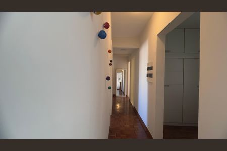 Apartamento para alugar com 127m², 3 quartos e 3 vagas Apartamento para alugar com 127m², 3 quartos e 3 vagasCorredor