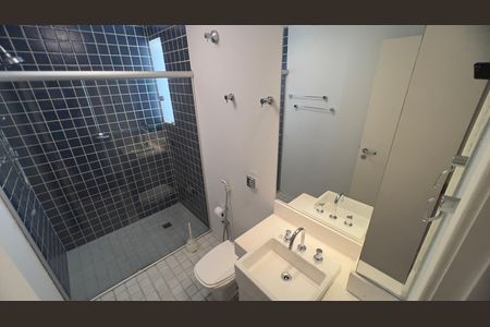 Apartamento para alugar com 127m², 3 quartos e 3 vagas Apartamento para alugar com 127m², 3 quartos e 3 vagasBanheiro