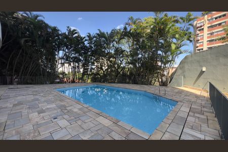 Apartamento para alugar com 127m², 3 quartos e 3 vagas Apartamento para alugar com 127m², 3 quartos e 3 vagasPiscina