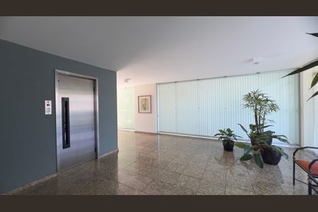 Apartamento para alugar com 127m², 3 quartos e 3 vagas Apartamento para alugar com 127m², 3 quartos e 3 vagasHall de entrada