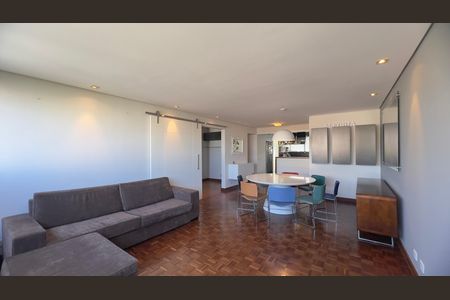Apartamento para alugar com 127m², 3 quartos e 3 vagas Apartamento para alugar com 127m², 3 quartos e 3 vagasSala