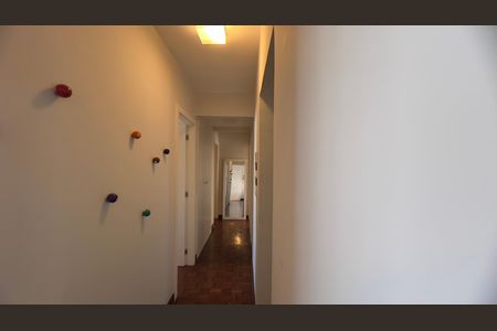 Apartamento para alugar com 127m², 3 quartos e 3 vagas Apartamento para alugar com 127m², 3 quartos e 3 vagasCorredor
