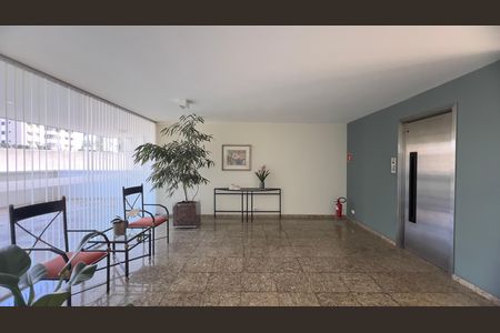 Apartamento para alugar com 127m², 3 quartos e 3 vagas Apartamento para alugar com 127m², 3 quartos e 3 vagasHall de entrada
