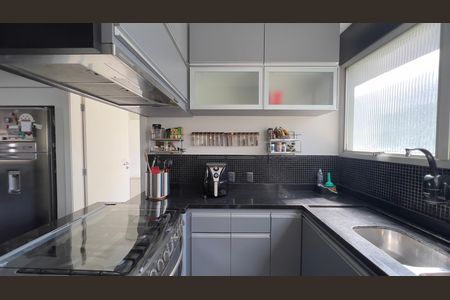 Apartamento para alugar com 127m², 3 quartos e 3 vagas Apartamento para alugar com 127m², 3 quartos e 3 vagasCozinha