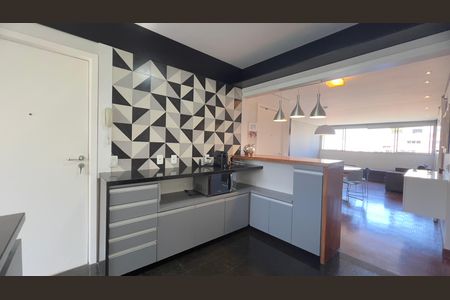 Apartamento para alugar com 127m², 3 quartos e 3 vagas Apartamento para alugar com 127m², 3 quartos e 3 vagasCozinha