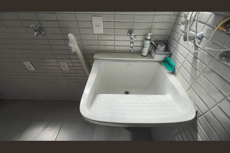 Apartamento para alugar com 127m², 3 quartos e 3 vagas Apartamento para alugar com 127m², 3 quartos e 3 vagasÁrea de Serviço