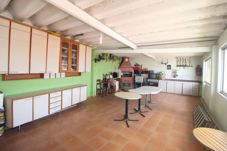 Casa à venda com 173m², 3 quartos e 6 vagasÁrea Comum