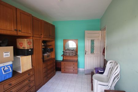 Casa à venda com 173m², 3 quartos e 6 vagasQuarto 4