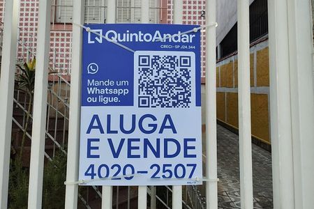 Casa à venda com 173m², 3 quartos e 6 vagasFachada