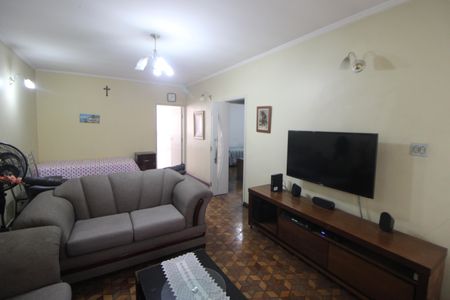 Casa à venda com 173m², 3 quartos e 6 vagasSala