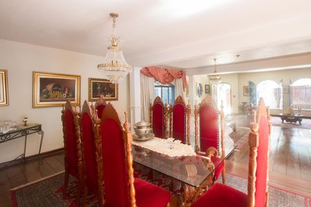 Casa à venda com 444m², 4 quartos e 4 vagasSala de Jantar