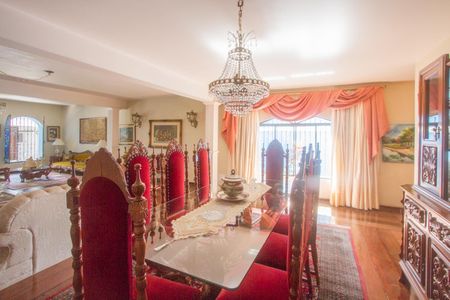 Casa à venda com 444m², 4 quartos e 4 vagasSala de Jantar