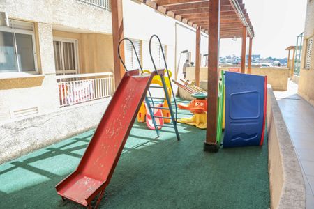 Apartamento à venda com 58m², 3 quartos e 2 vagasÁrea comum - Playground
