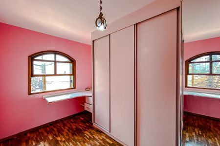 Casa à venda com 200m², 4 quartos e 1 vagaQuarto 1