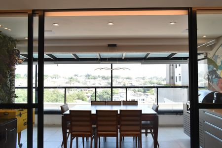 Apartamento à venda com 84m², 2 quartos e 1 vaga Apartamento à venda com 84m², 2 quartos e 1 vagaSacada