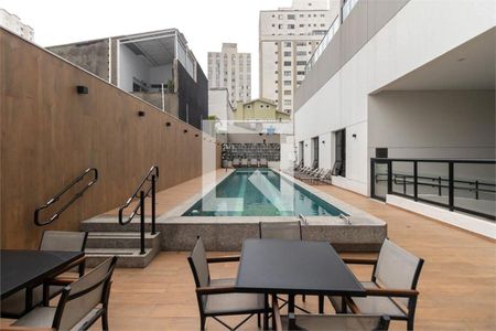 Apartamento à venda com 84m², 2 quartos e 1 vaga Apartamento à venda com 84m², 2 quartos e 1 vagaÁrea comum - Piscina