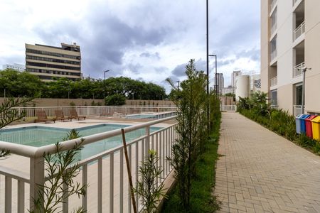 Apartamento para alugar com 35m², 2 quartos e sem vagaÁrea comum - Piscina