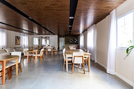 Apartamento para alugar com 35m², 2 quartos e sem vagaÁrea comum - Salão de festas
