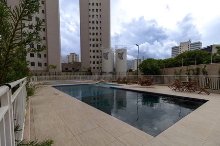 Apartamento para alugar com 35m², 2 quartos e sem vagaÁrea comum - Piscina
